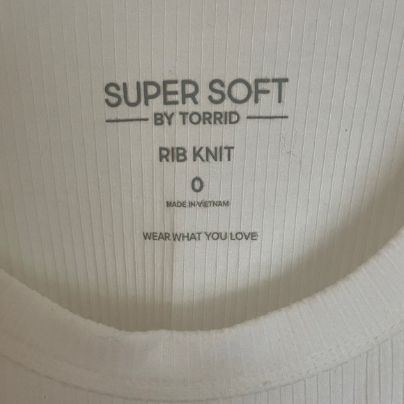 torrid White Ribbed Tank - Crew Neck - Picture 2 of 5